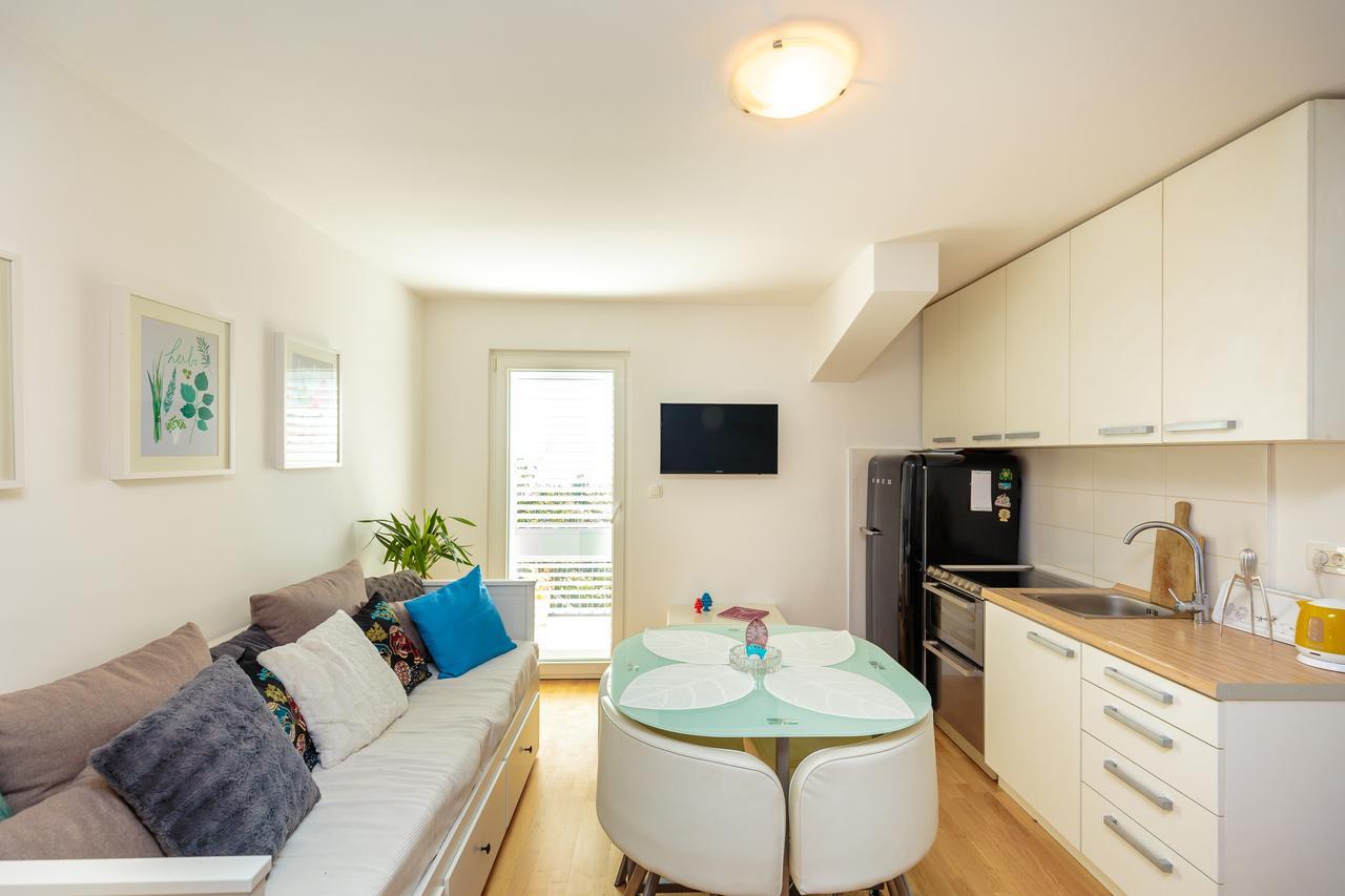 Two Bedroom Sunny Suite Дубровник Екстер'єр фото