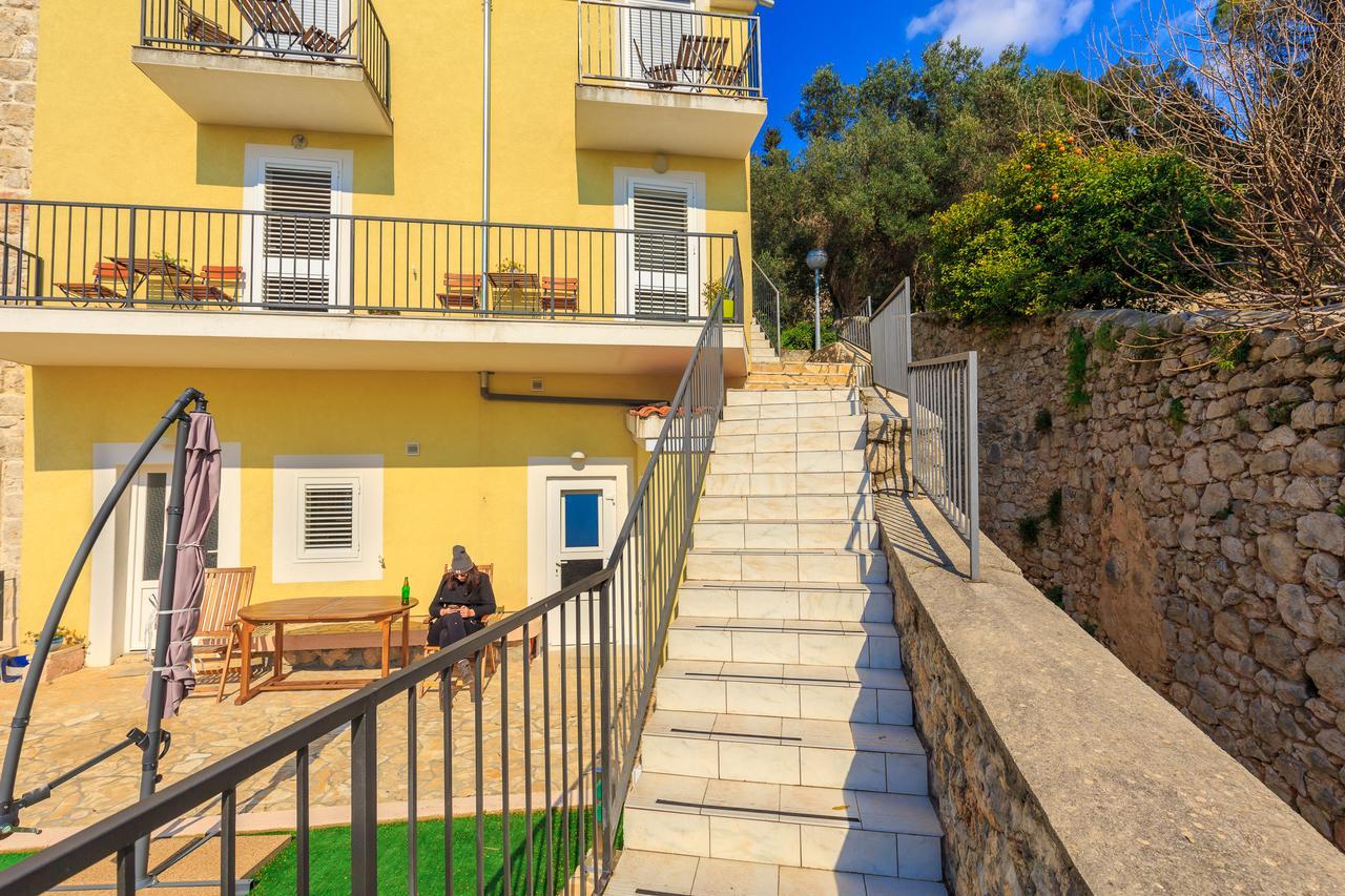 Two Bedroom Sunny Suite Дубровник Екстер'єр фото